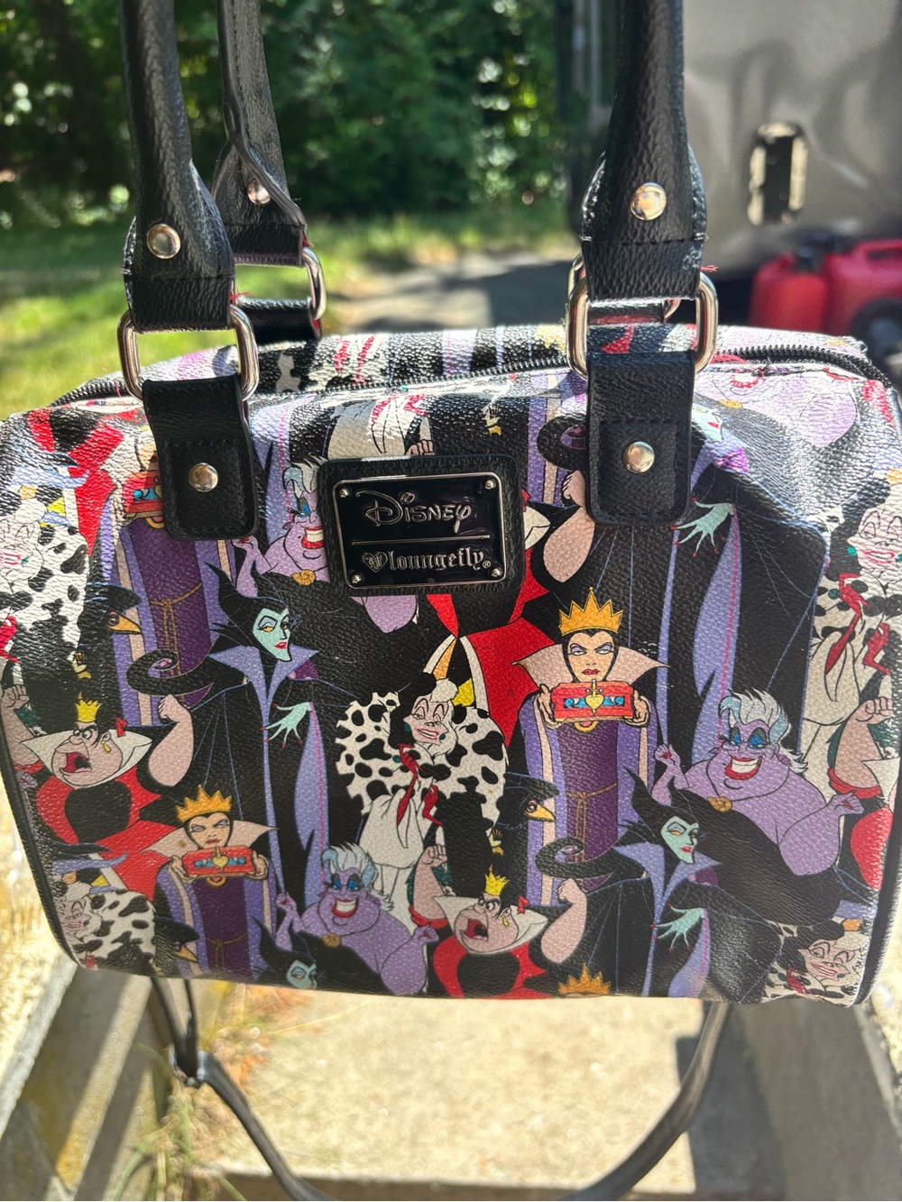 Loungefly Disney Villains Black & Purple Character Box Crossbod has wear at top
